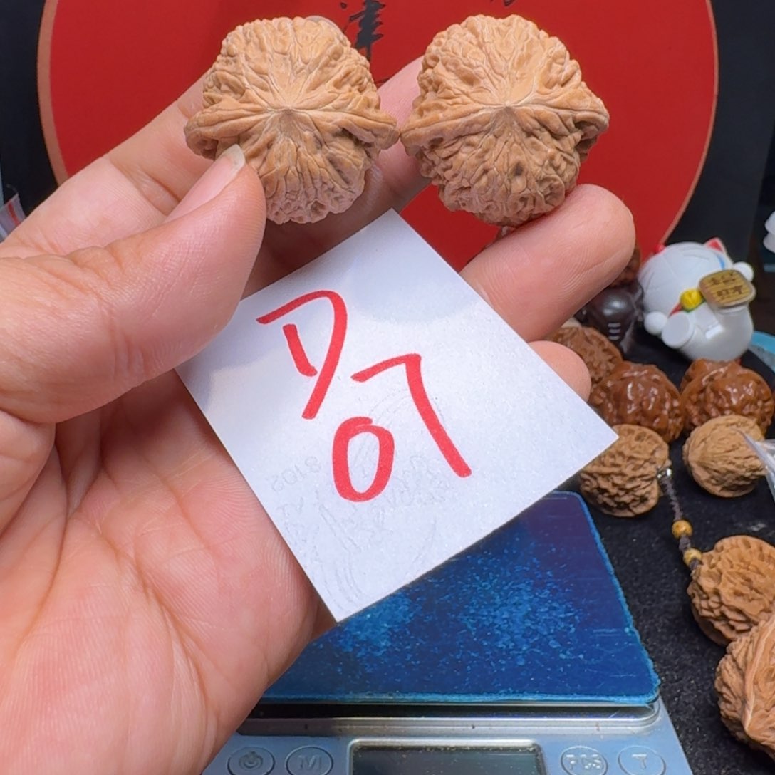 文玩核桃把件T****F35铁锤妹妹