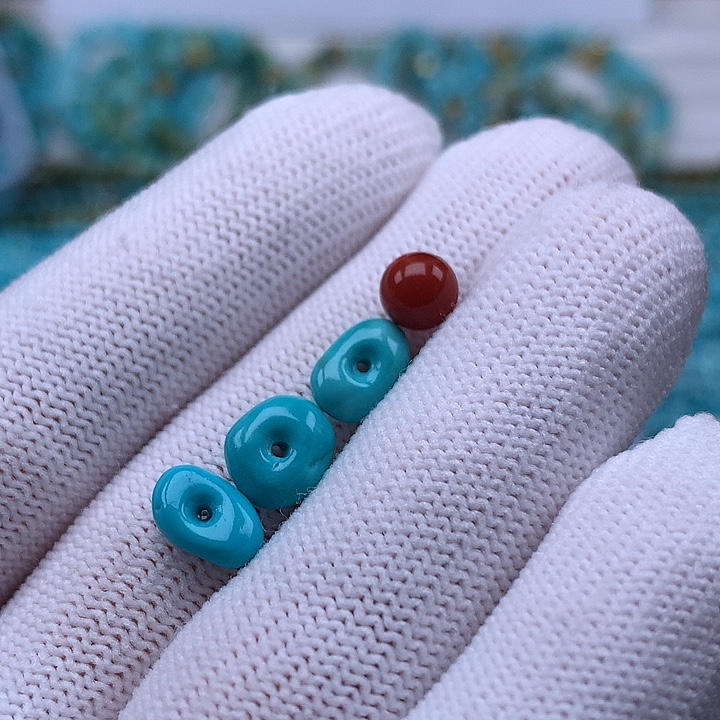 南红玛瑙未镶嵌珠宝奇石