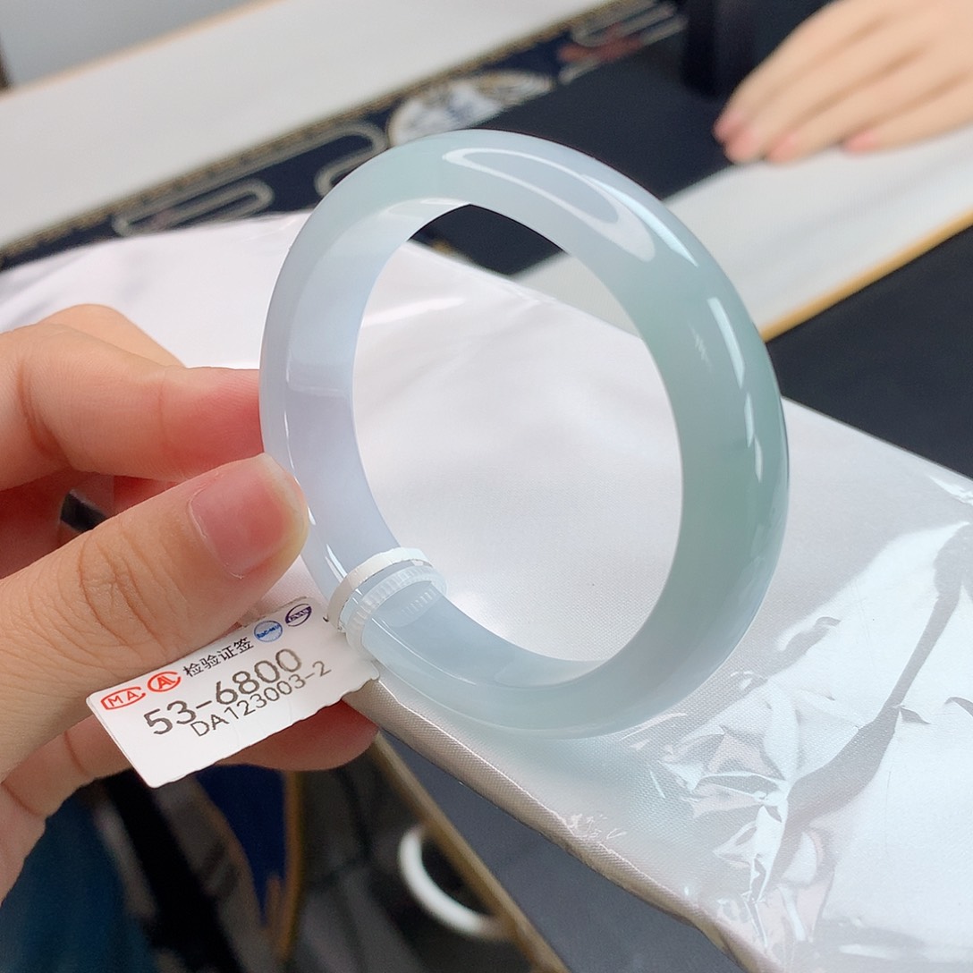 翡翠手镯未镶嵌7号