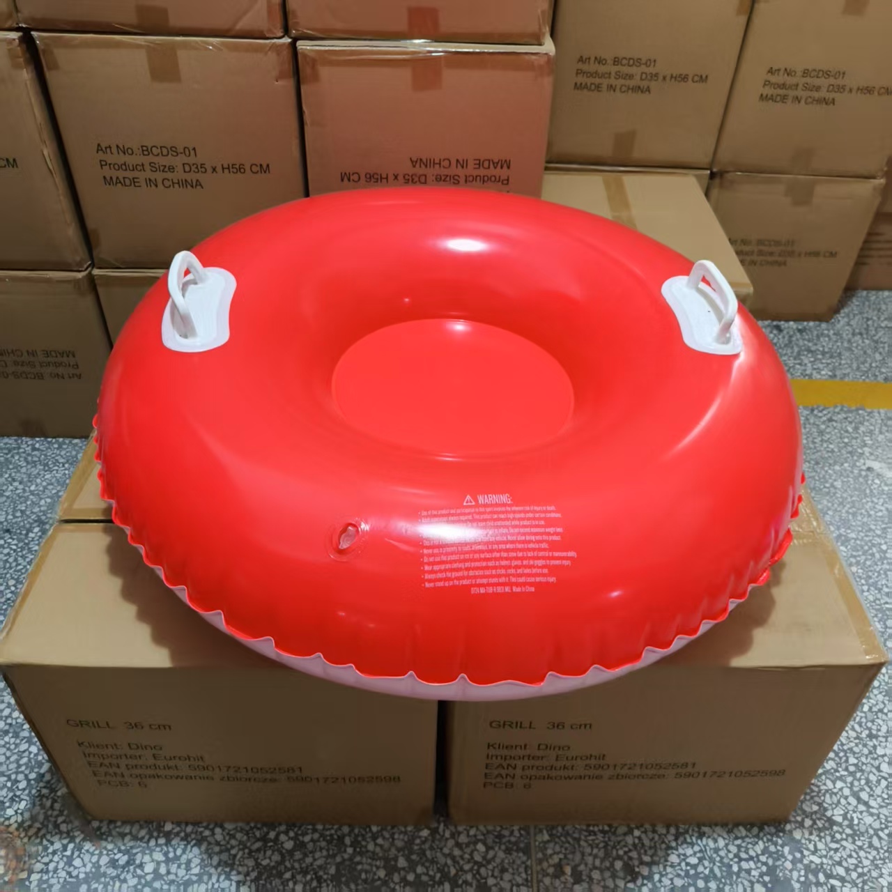 盒装  红色滑雪充气坐骑