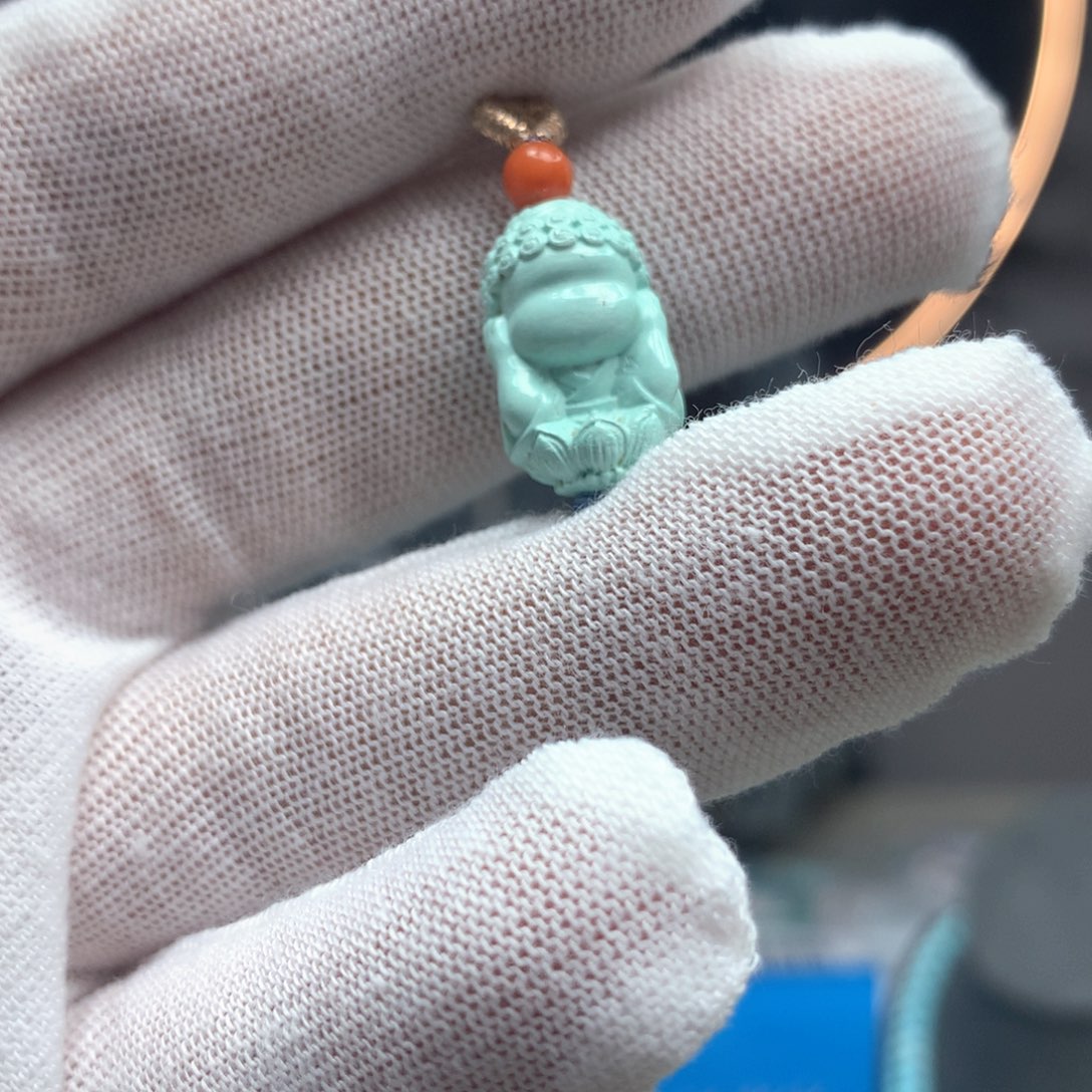 绿松石未镶嵌挂件