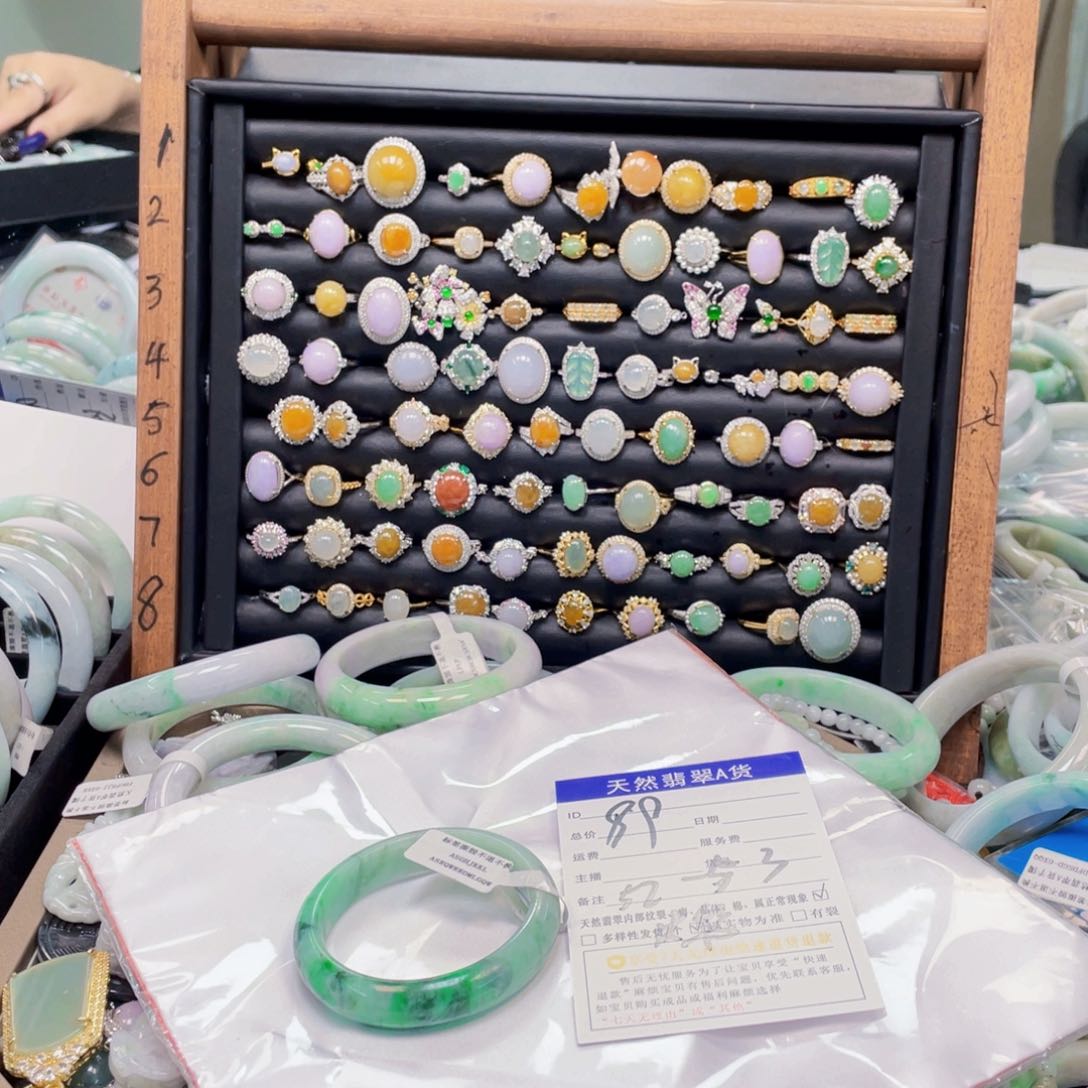 翡翠未镶嵌戒指天然翡翠A货