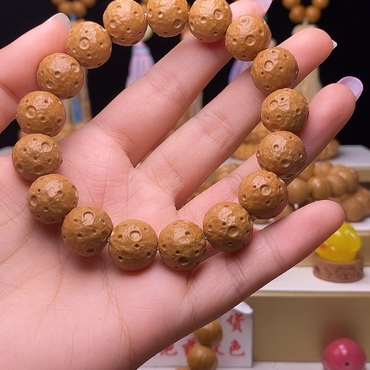 吊坠猴头核桃小星球