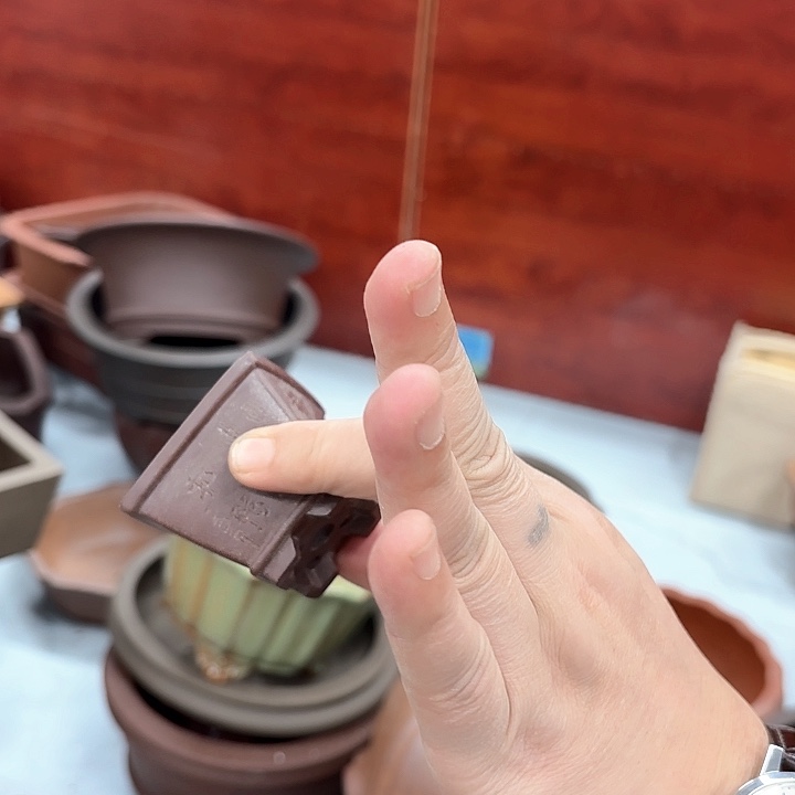 紫砂花盆紫砂的颜色很好看呀