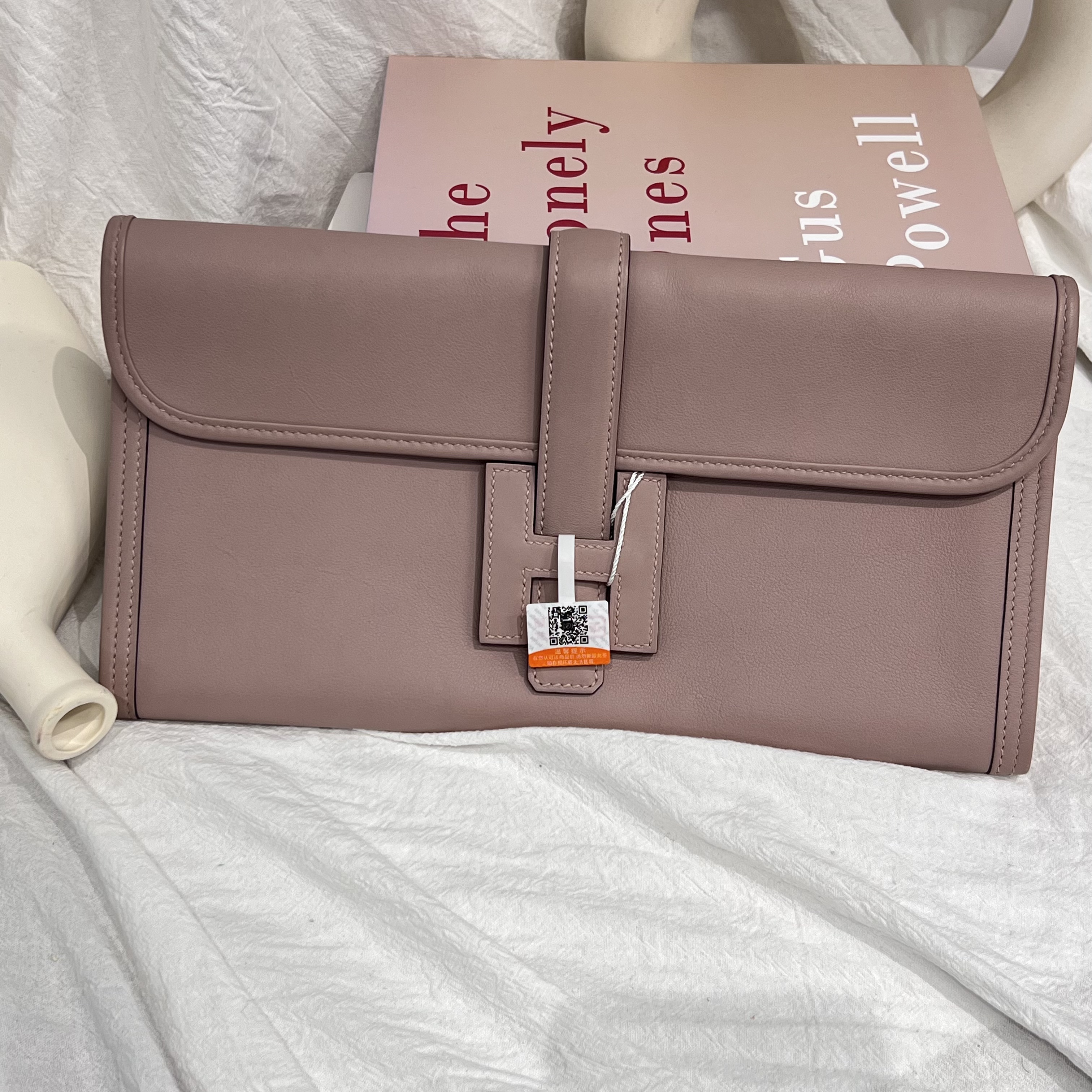 99新 Hermes/爱马仕 H晚宴包 香芋紫T刻/手拿包/250503CHZTL05