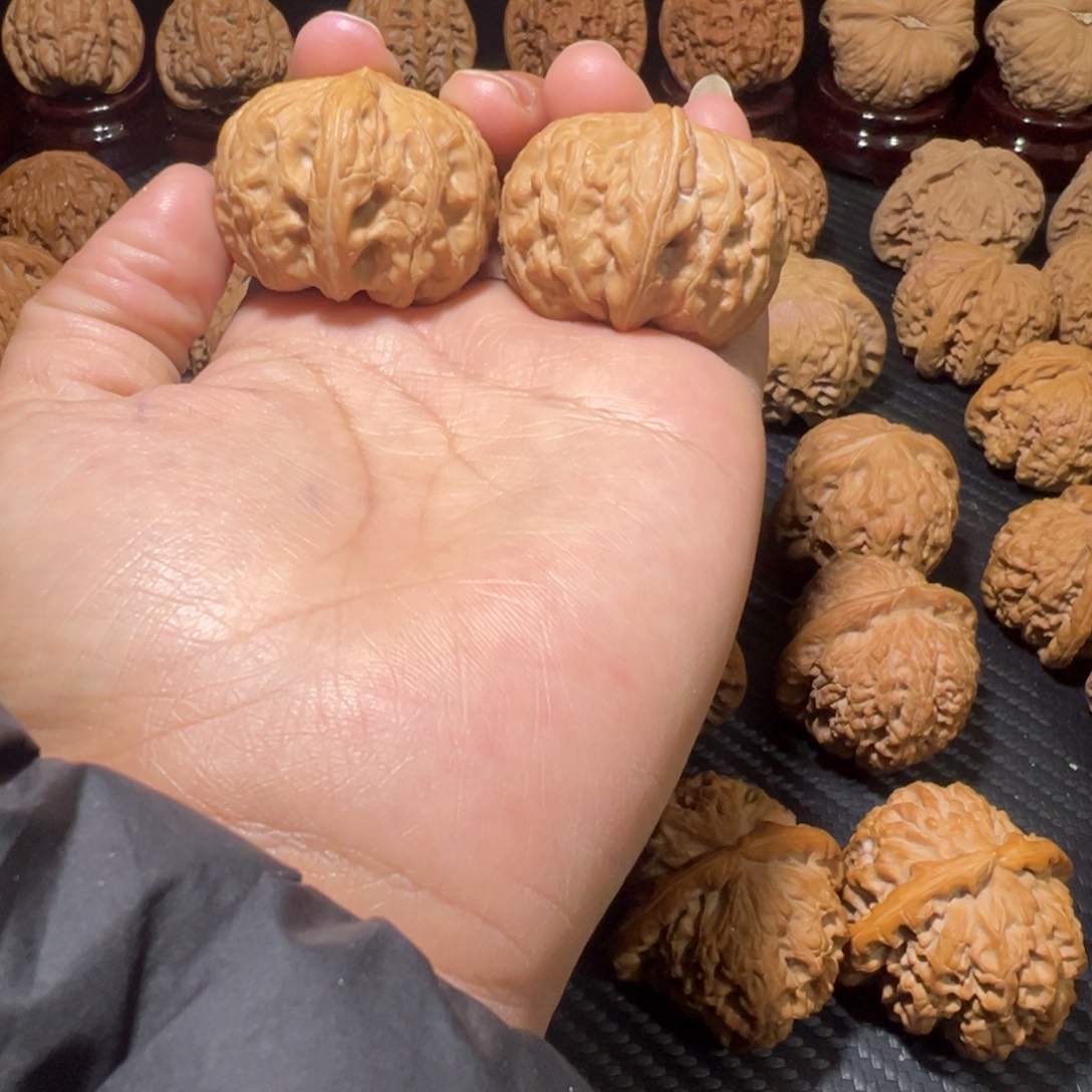 文玩核桃吊坠石门元宝39+