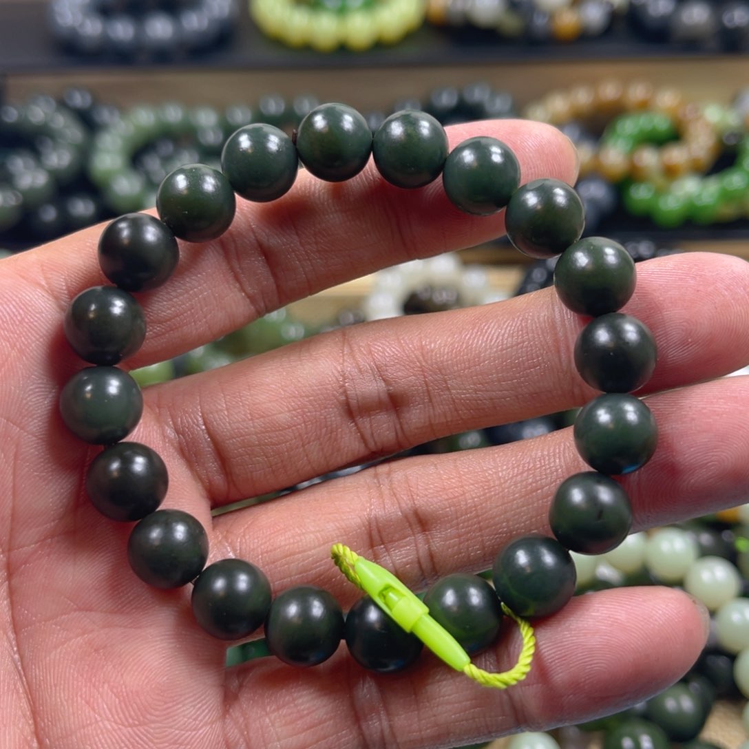 和田玉手串未镶嵌