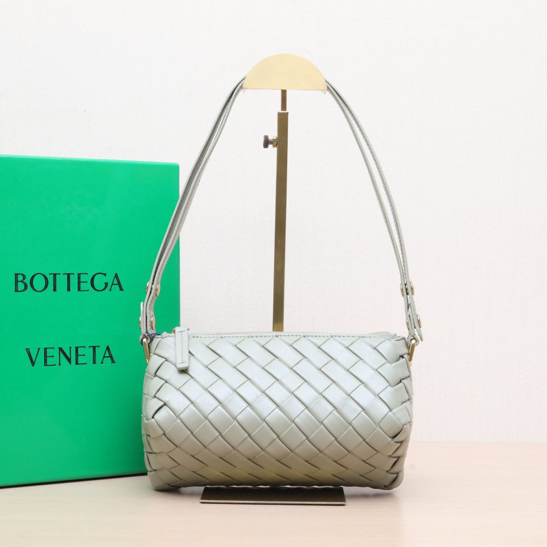 95新 BOTTEGA VENETA/葆蝶家 【小花Han】 绿色 皮革C 编织单肩包