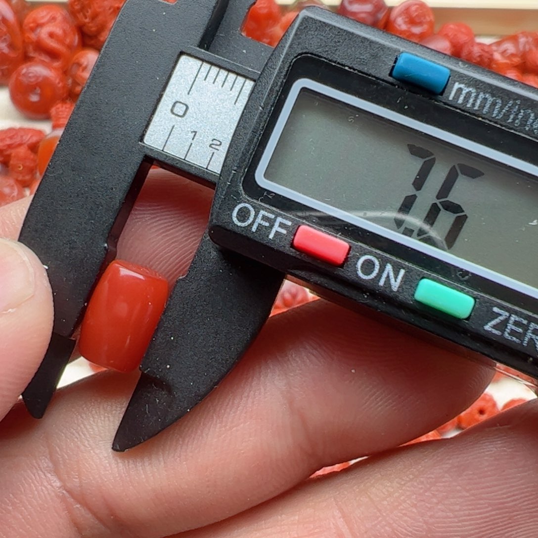 南红玛瑙配饰未镶嵌