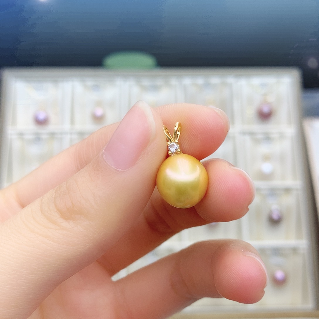 淡水珍珠颈饰合金