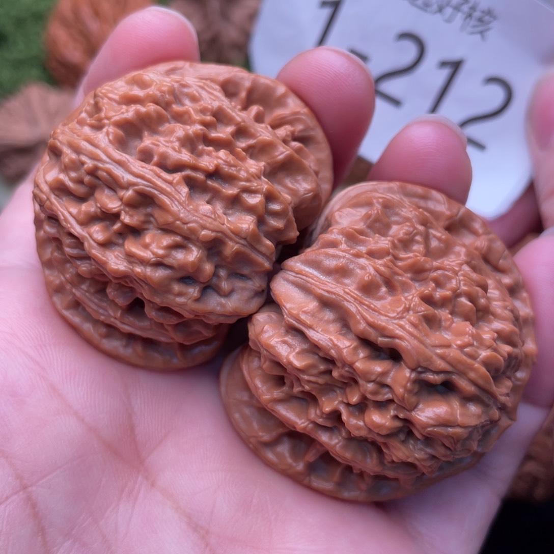 文玩核桃把件精配白狮子44