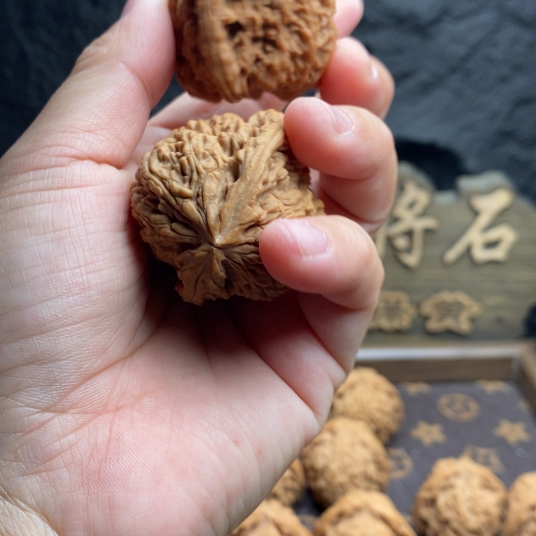 吊坠桃核c****）涿鹿南将石