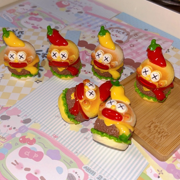 【叶子家-巨无霸辣椒汉堡】diy 树脂食玩手机配件饰品