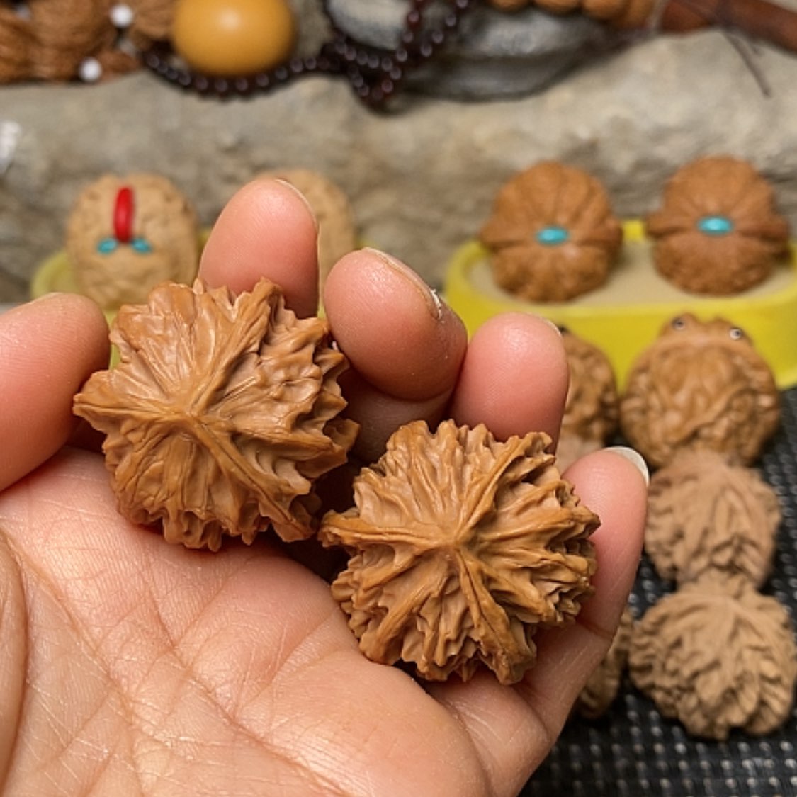 【闪购商品】把件文玩核桃饕三棱正奔36