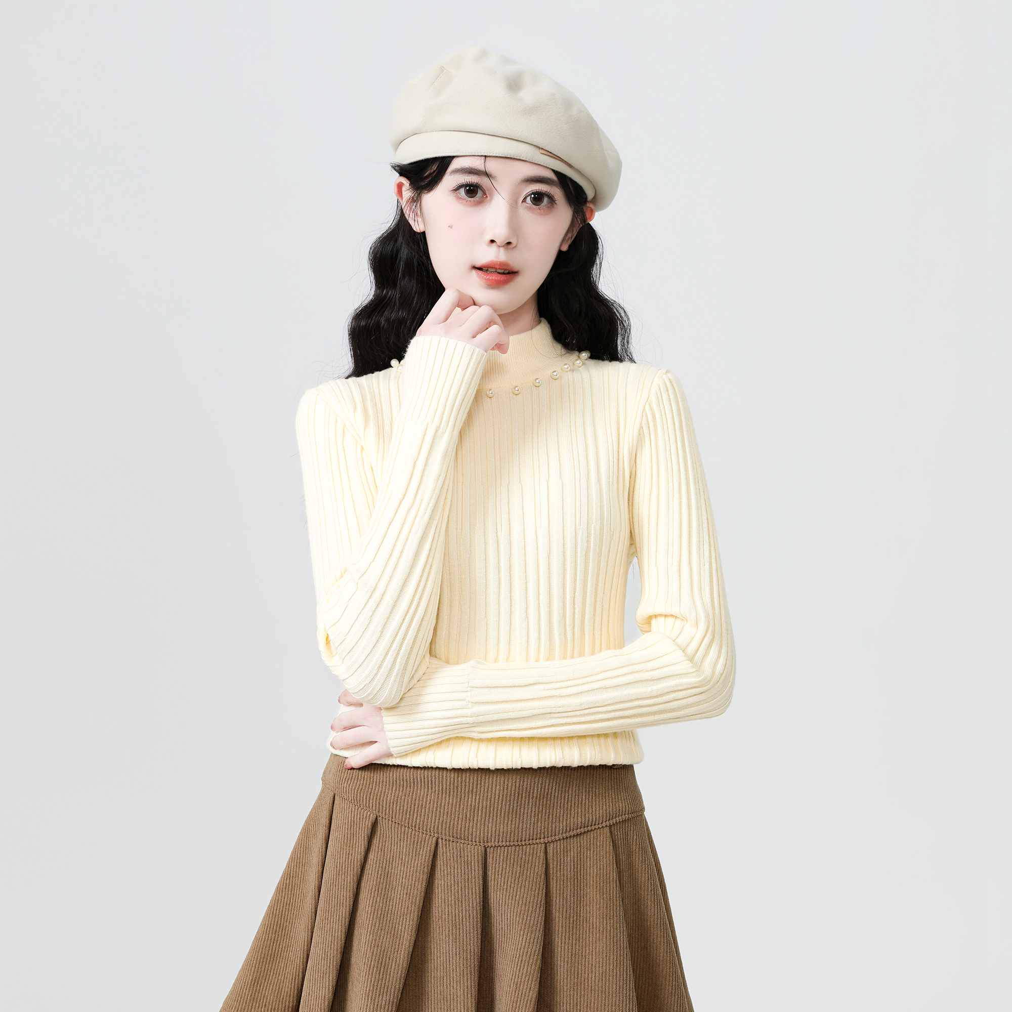 杏色半高领长袖针织衫女秋冬2025秋新款温柔显瘦打底毛衣内搭上衣