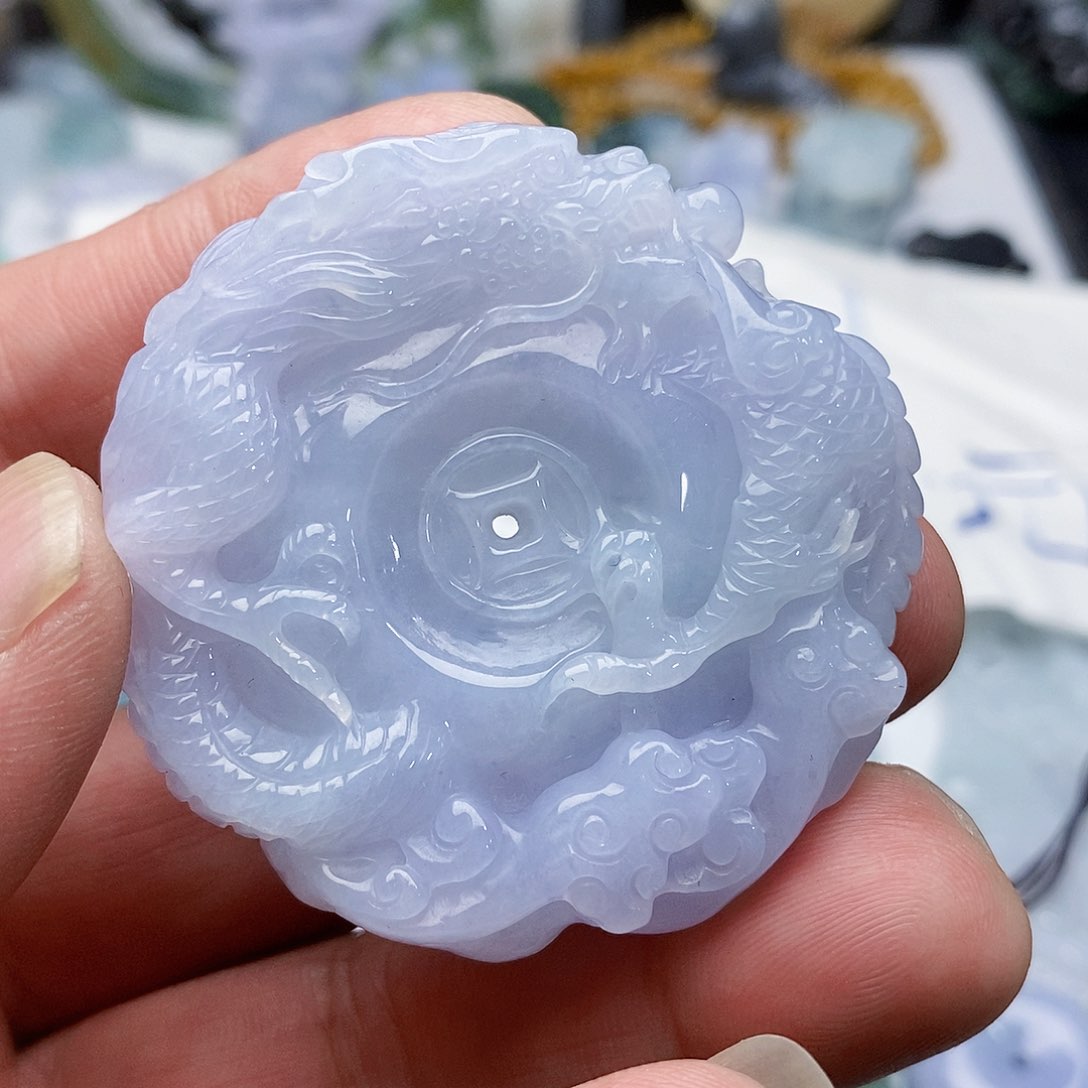 翡翠未镶嵌颈饰盘龙扣