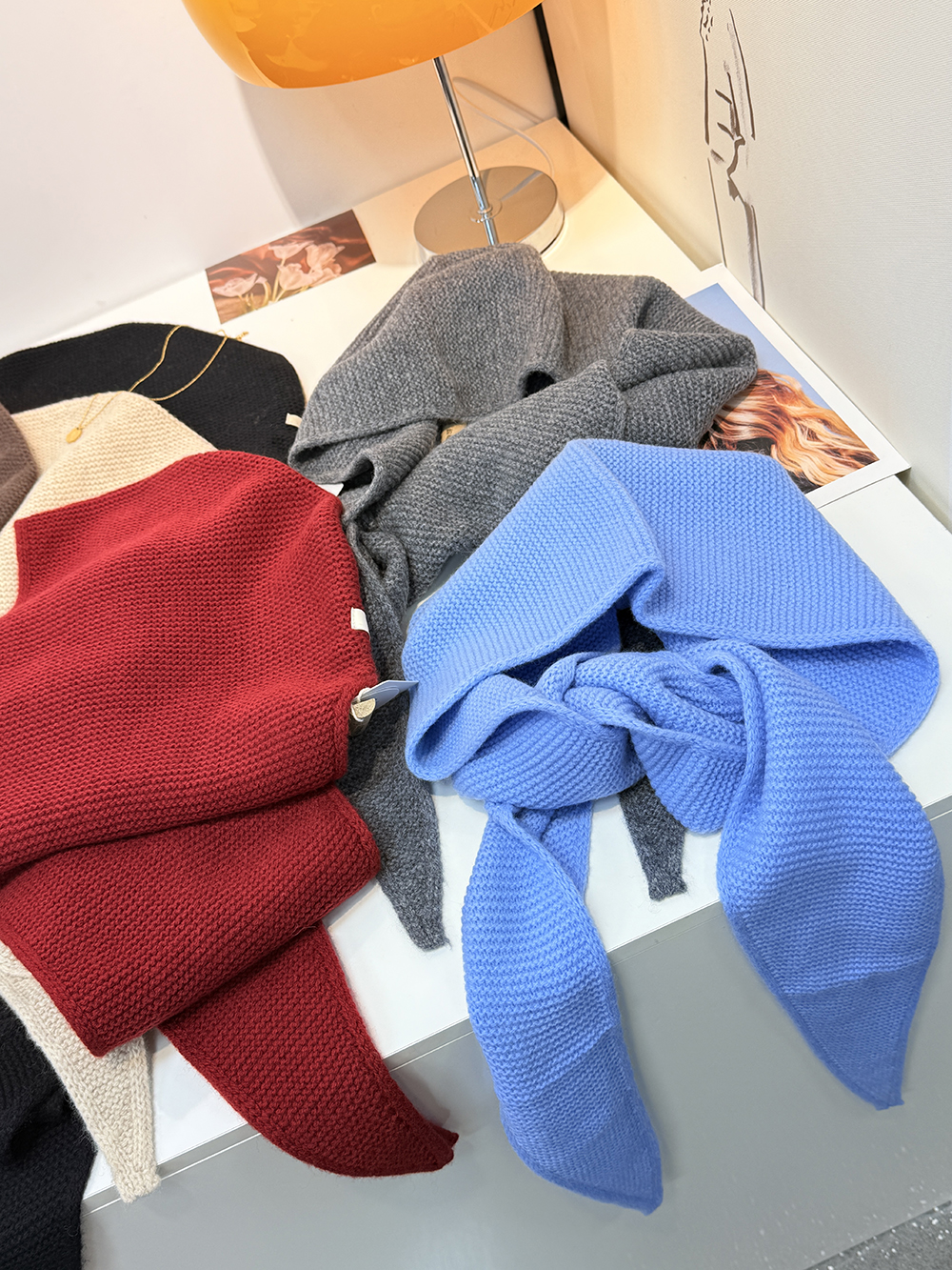 100%羊毛连帽披肩时尚百搭纯色百搭围巾冬季保暖围巾50405