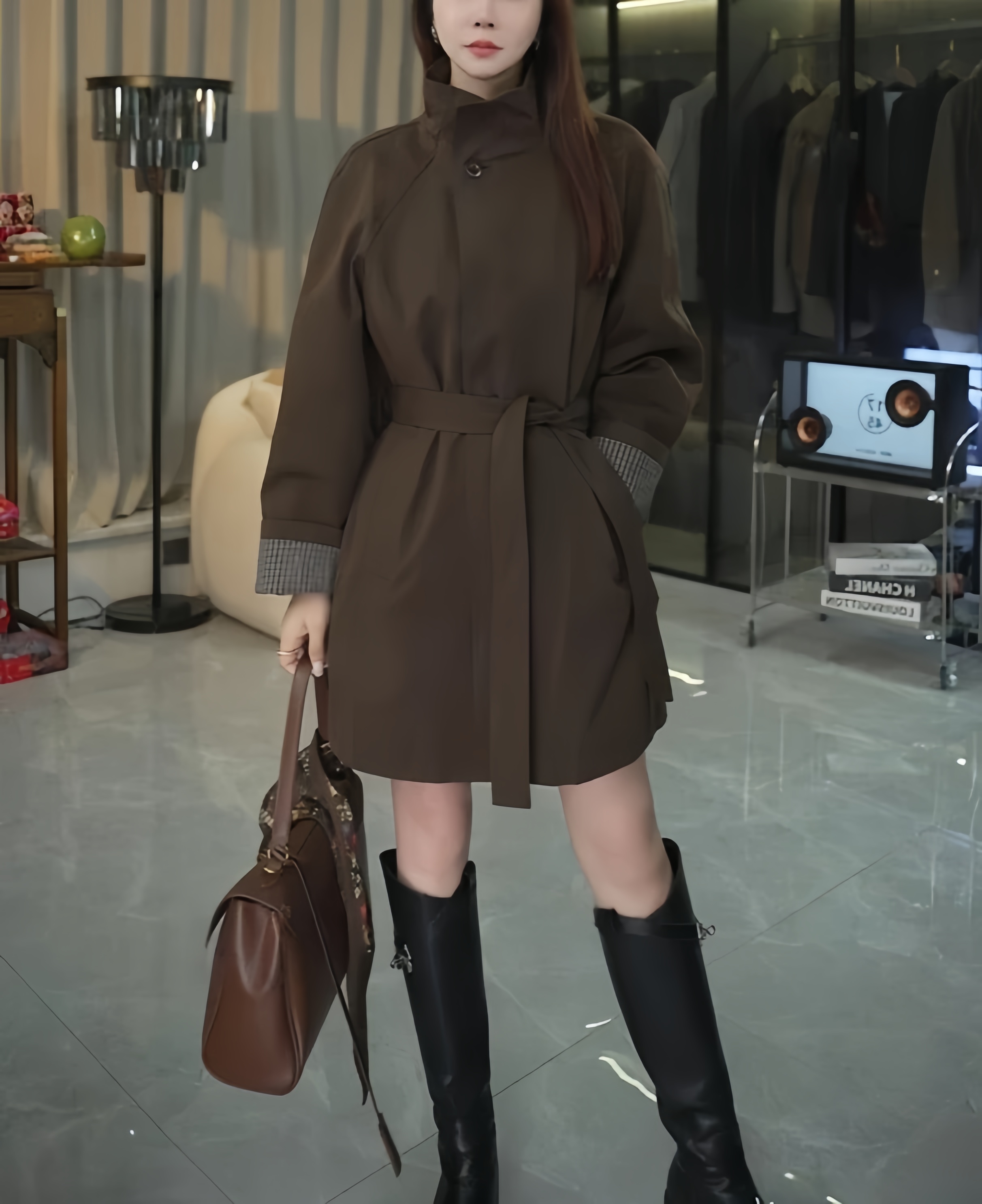 2025冬季新款90白鸭绒设计感时尚气质袖口拼接格子显瘦羽绒服外套