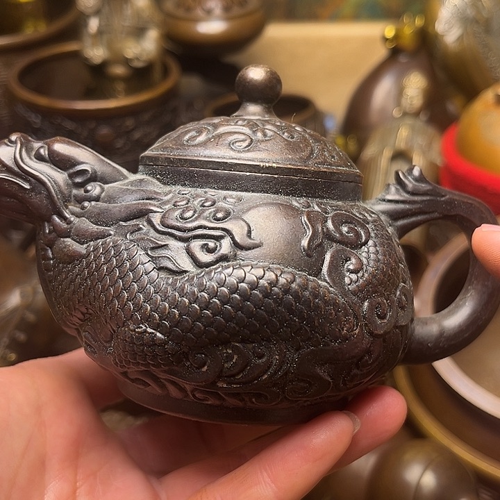 精美铜器批发档口