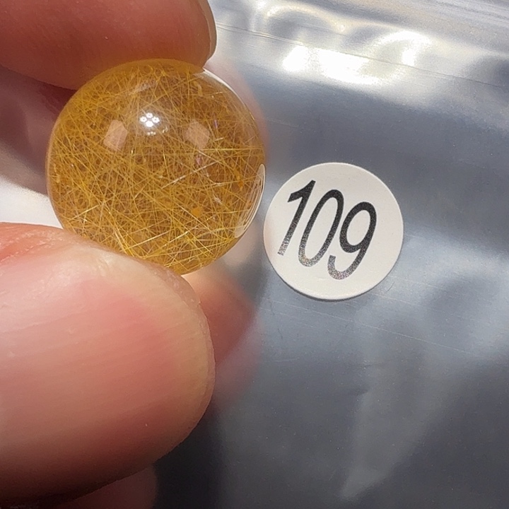 泰***水晶吊坠(不含链)未镶嵌