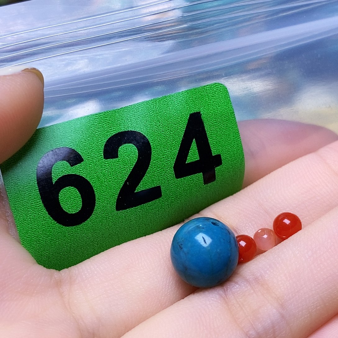 未镶嵌南红玛瑙珠宝奇石