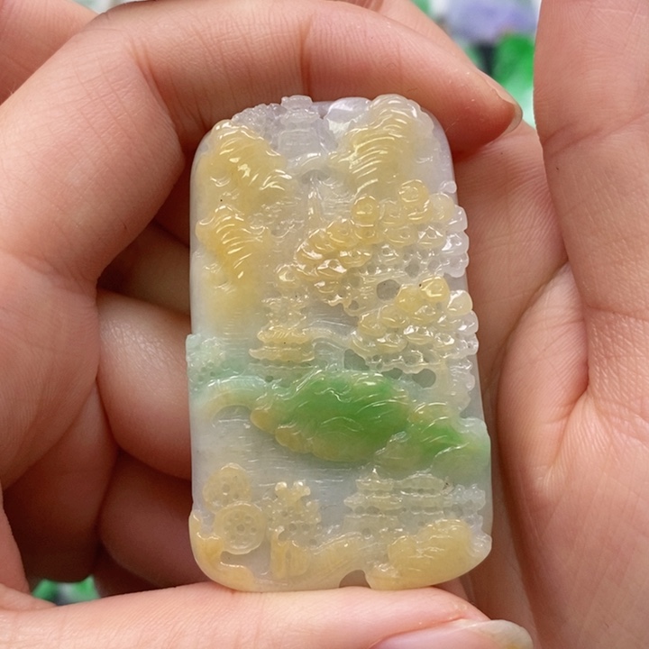 翡翠颈饰未镶嵌吊坠