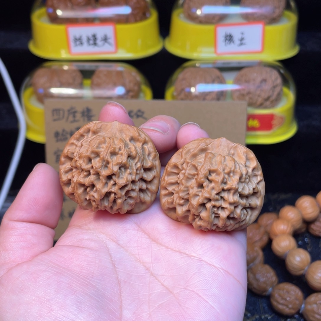 文玩核桃把件秦闷40尺