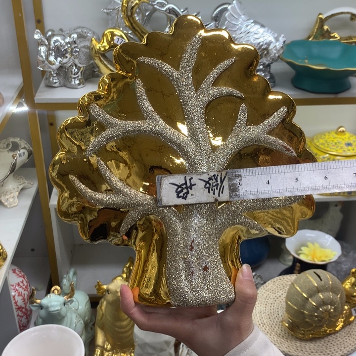 摆件陶瓷。。。。。。。。