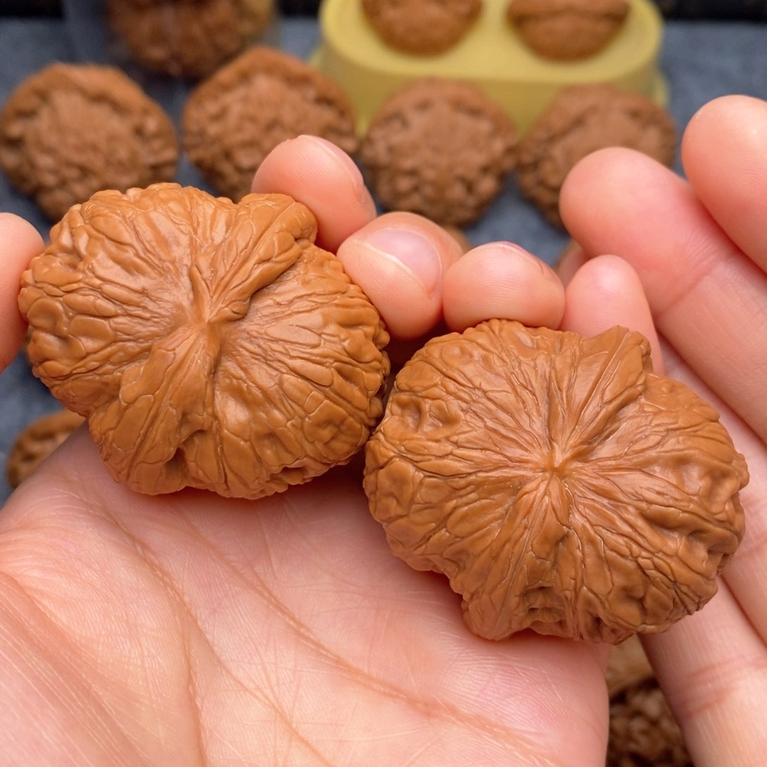 文玩核桃把件跃*元宝44尺