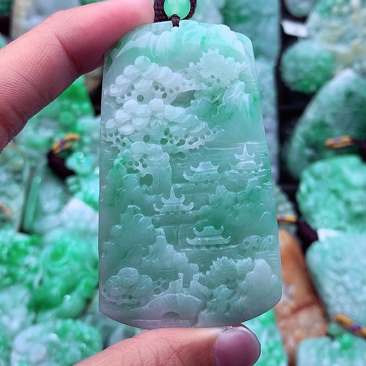 翡翠吊坠(不含链)未镶嵌