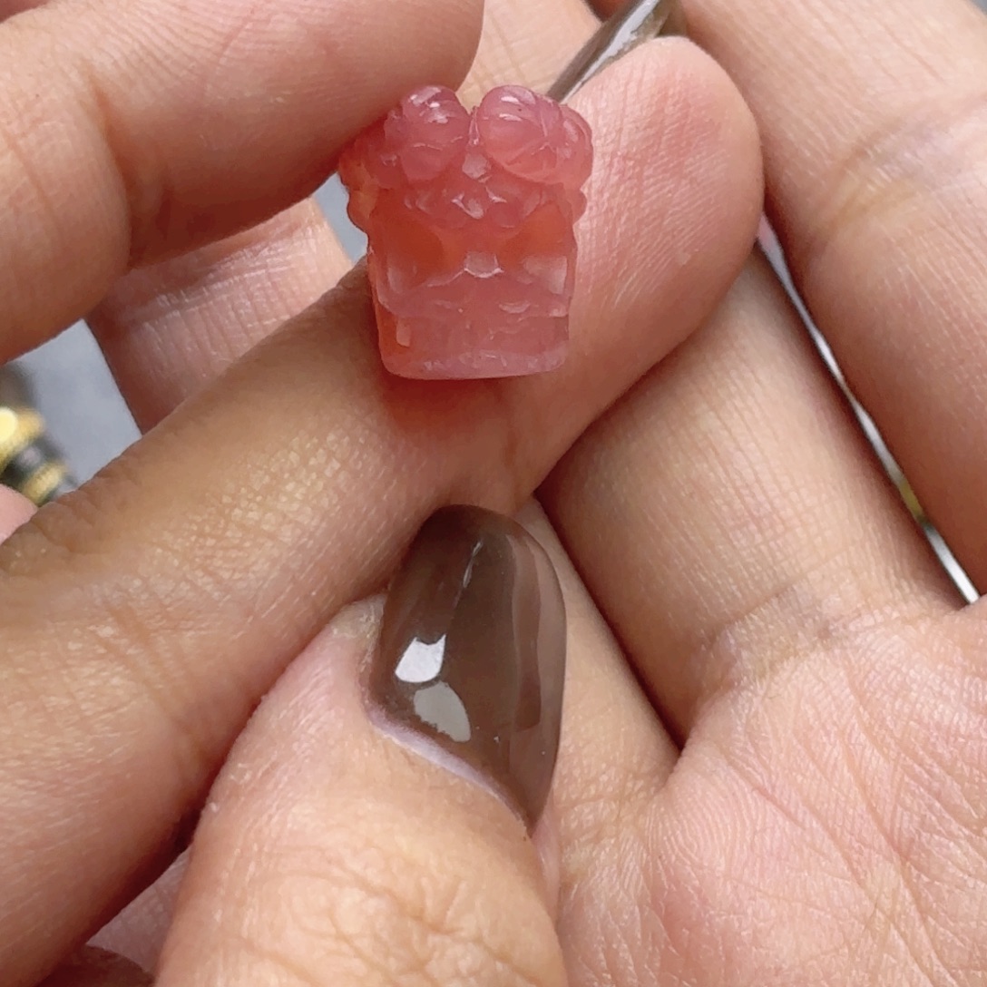 玛瑙/玉髓未镶嵌文玩配饰11+mm粉糯男爵