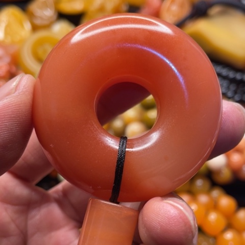 石英质玉手链合金照