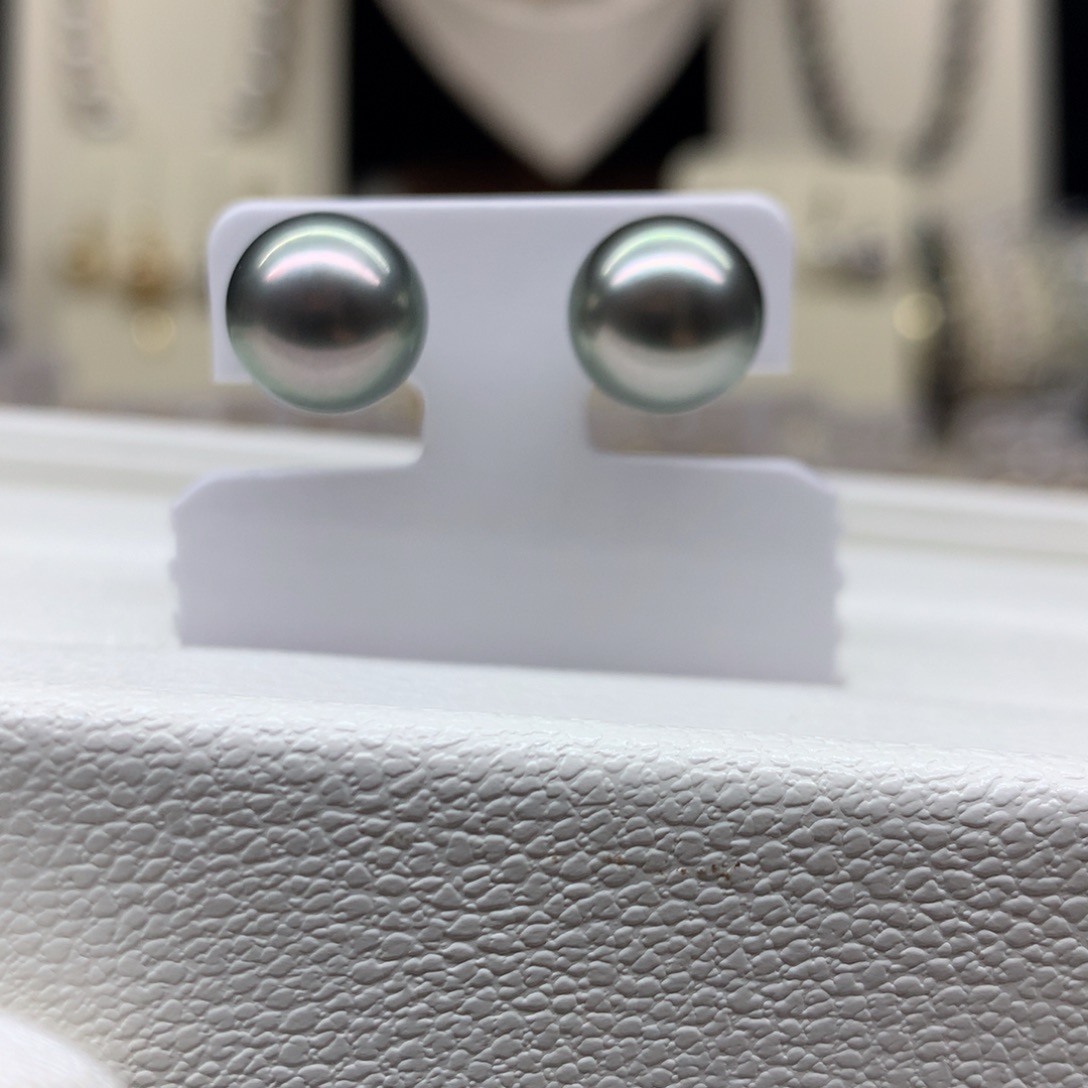 妞***妞18K金镶嵌海水珍珠耳饰10.7mm黑珍珠耳钉