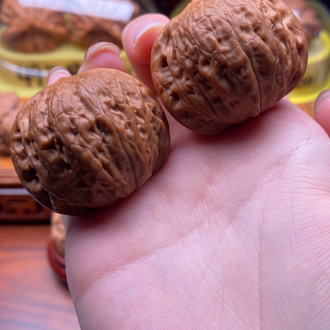 文玩核桃吊坠铁锤38