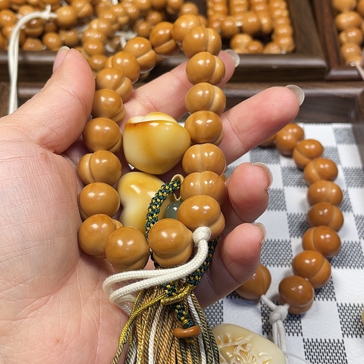 木蔡*屁桃14➕尺寸。      