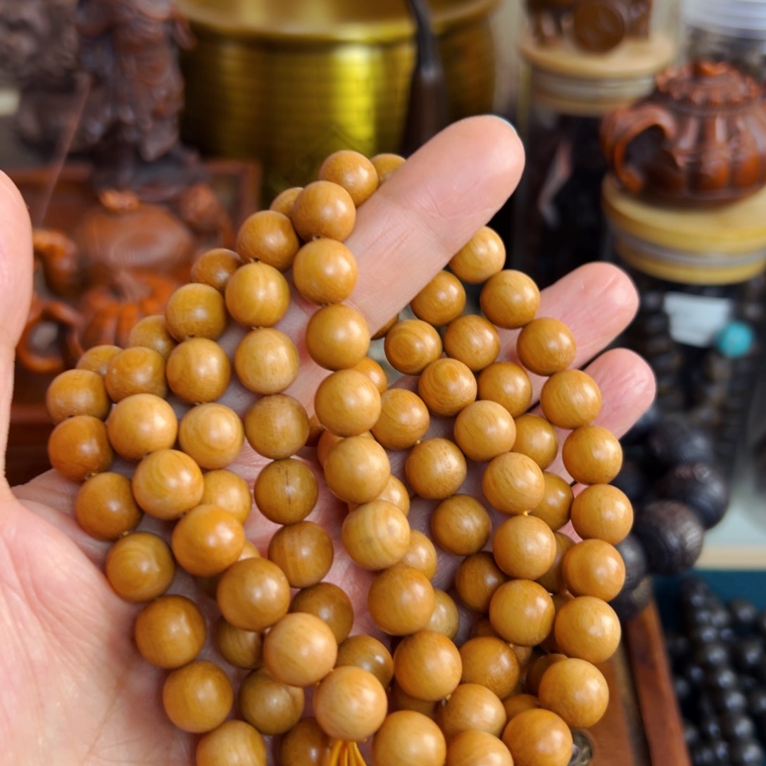 檀香木年货节福利活动文玩手串摆件把件