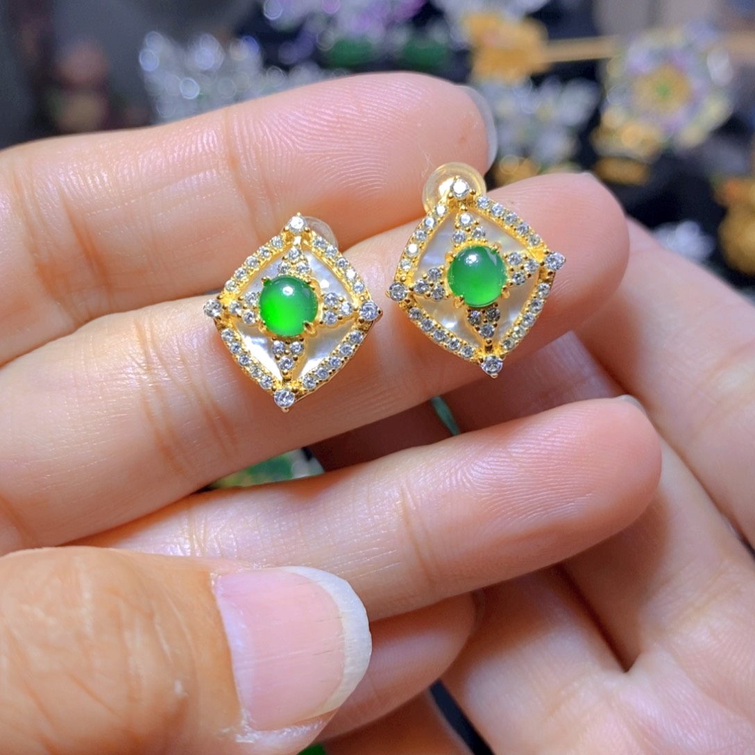 翡翠耳钉银S925镶嵌天然翡翠