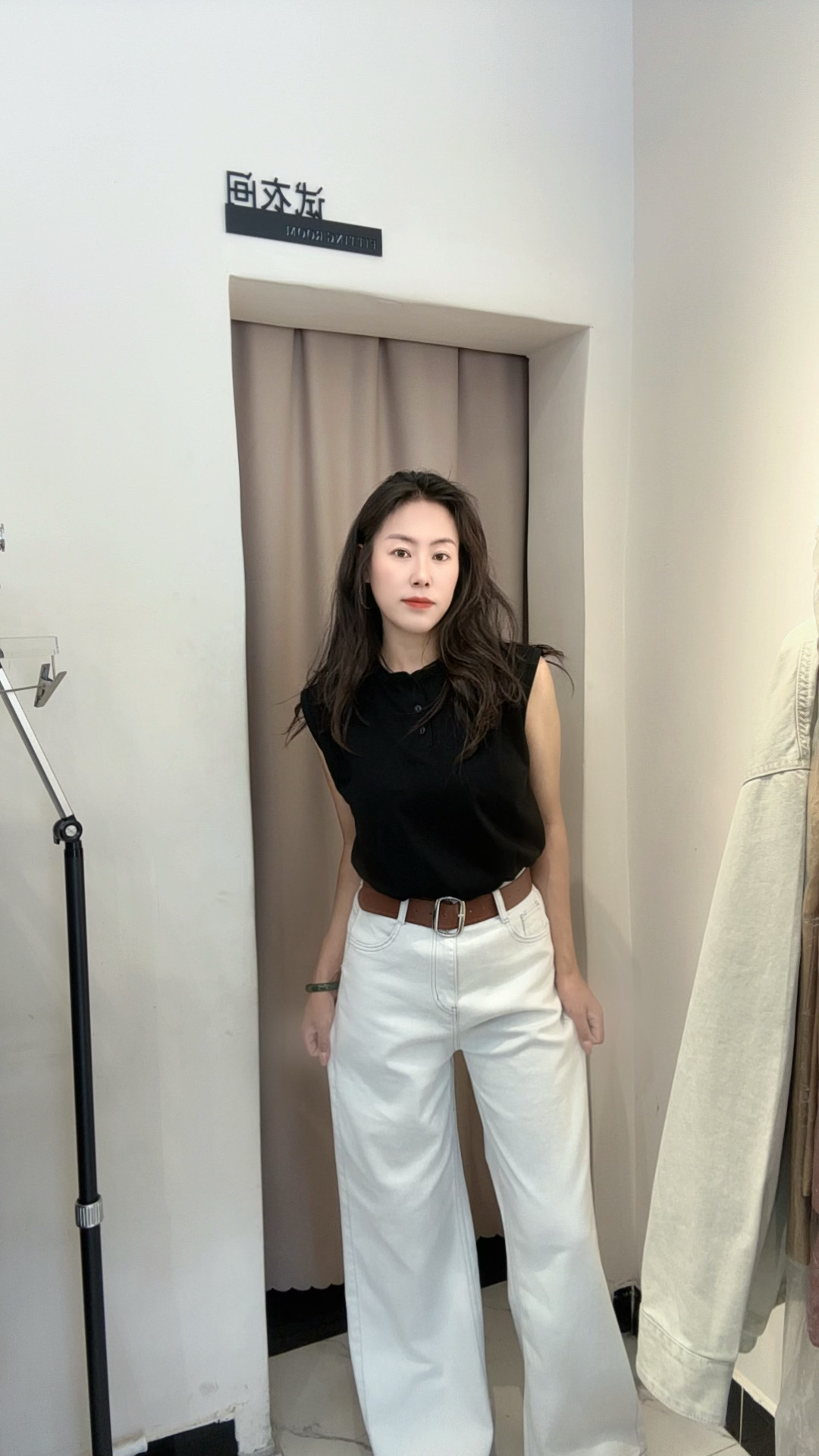 （拉萨发货）牛仔显瘦百搭时尚白色牛仔裤