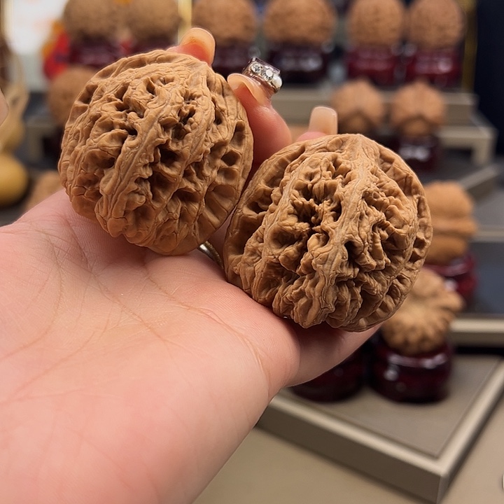 文玩核桃把件46 大 粗筋 r-006