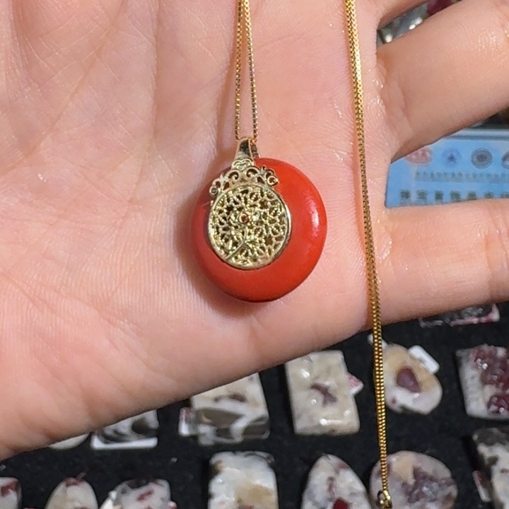 天然辰砂朱砂吊坠