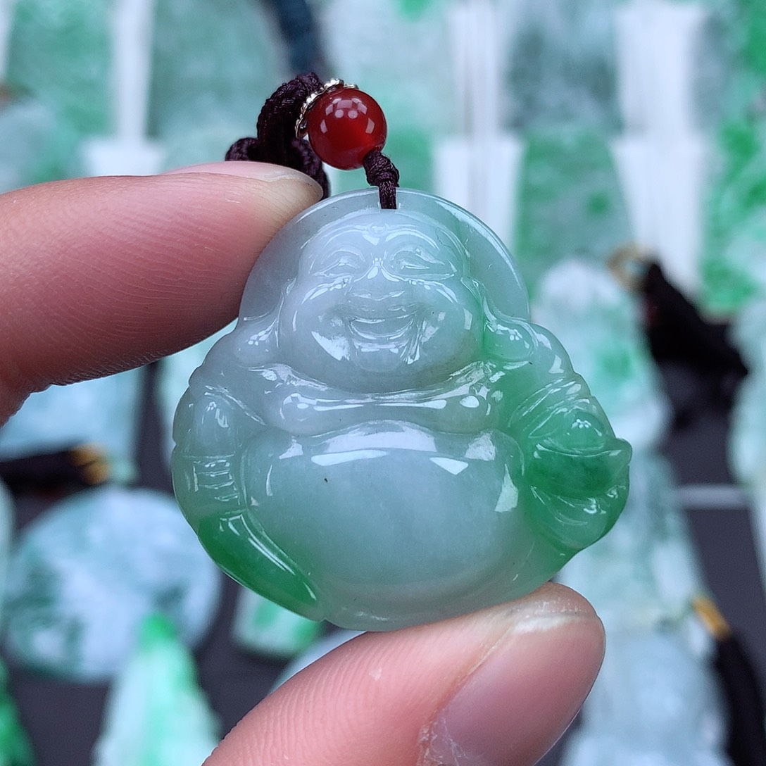 翡翠颈饰未镶嵌翡翠吊坠