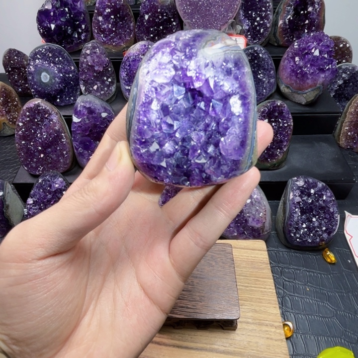 大型摆件（非配饰）紫晶未镶嵌