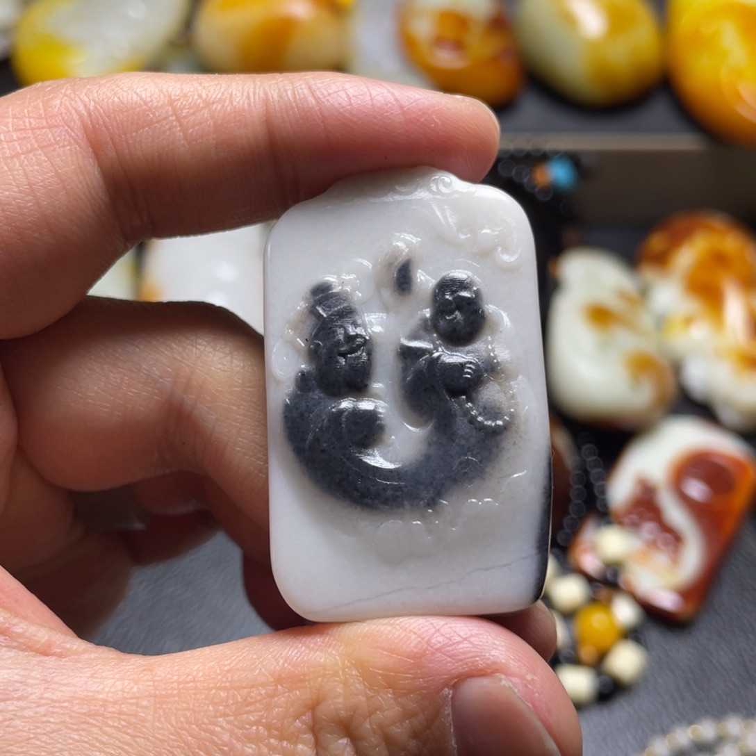 和田玉未镶嵌颈饰