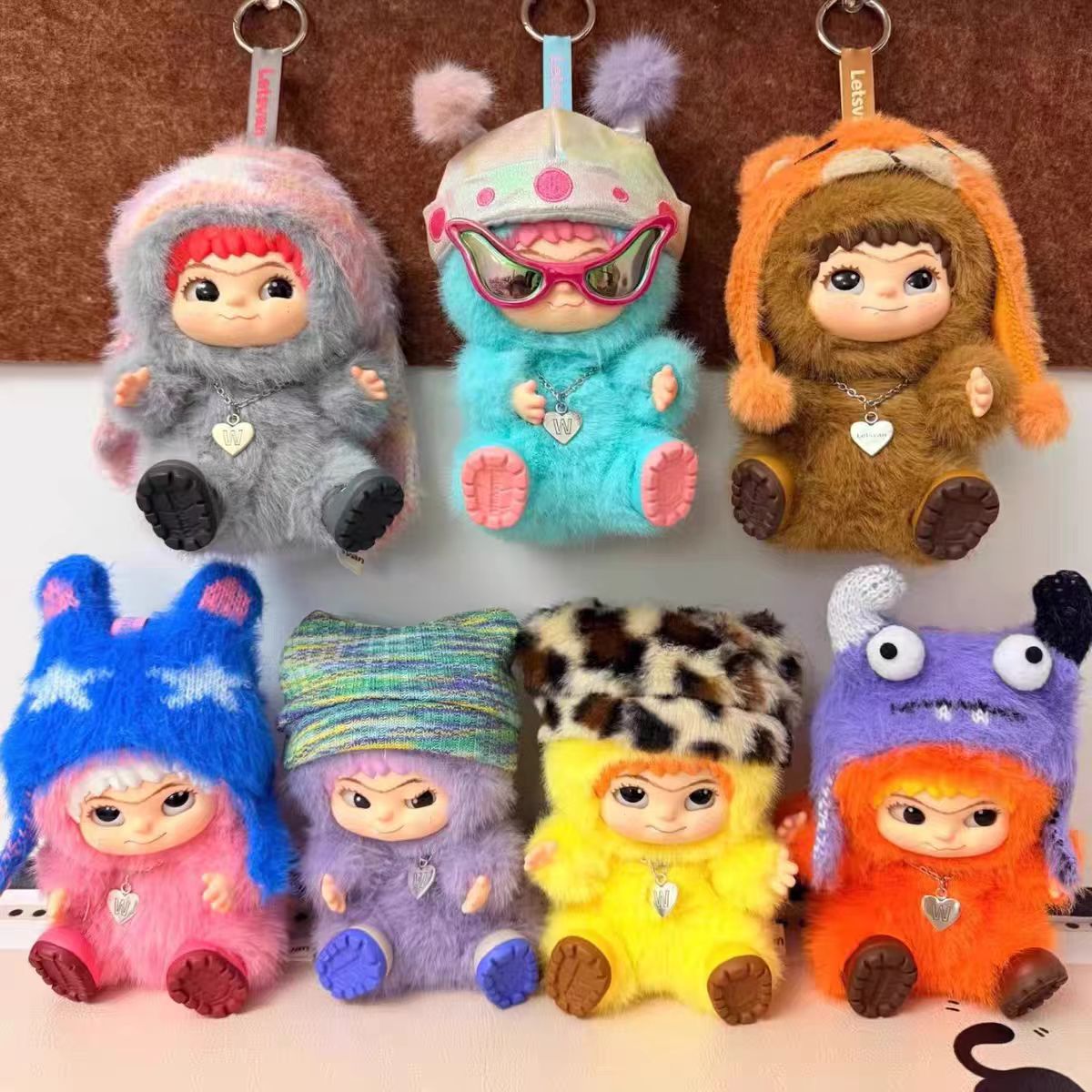 WAKUKU毛毛潮趣派对系列盲盒一代哇库库毛绒公仔礼物桌面摆件