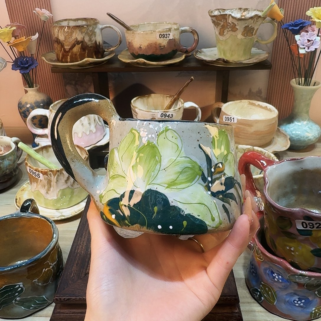 摆件陶哈哈哈给哈哈哈