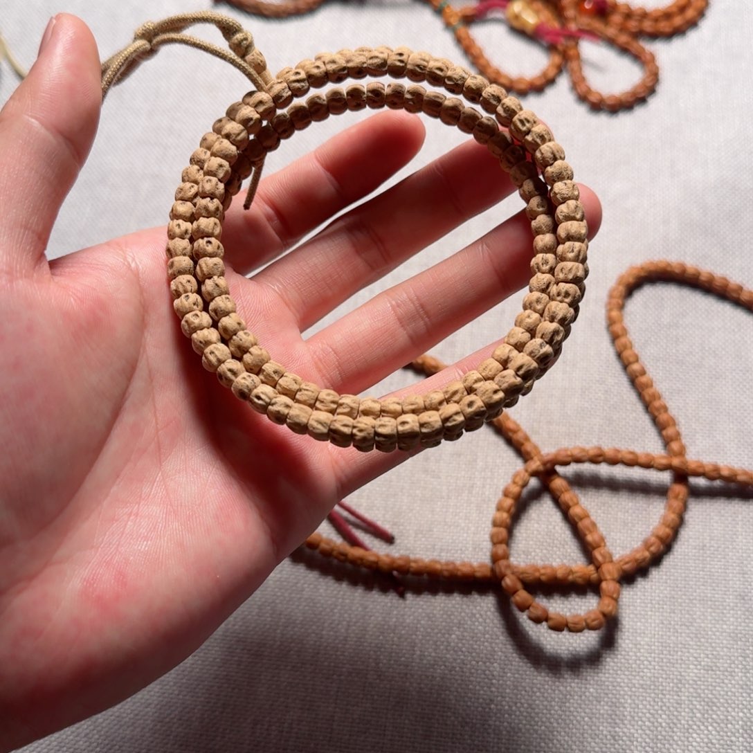 【闪购商品】柏香籽/百香籽吊坠