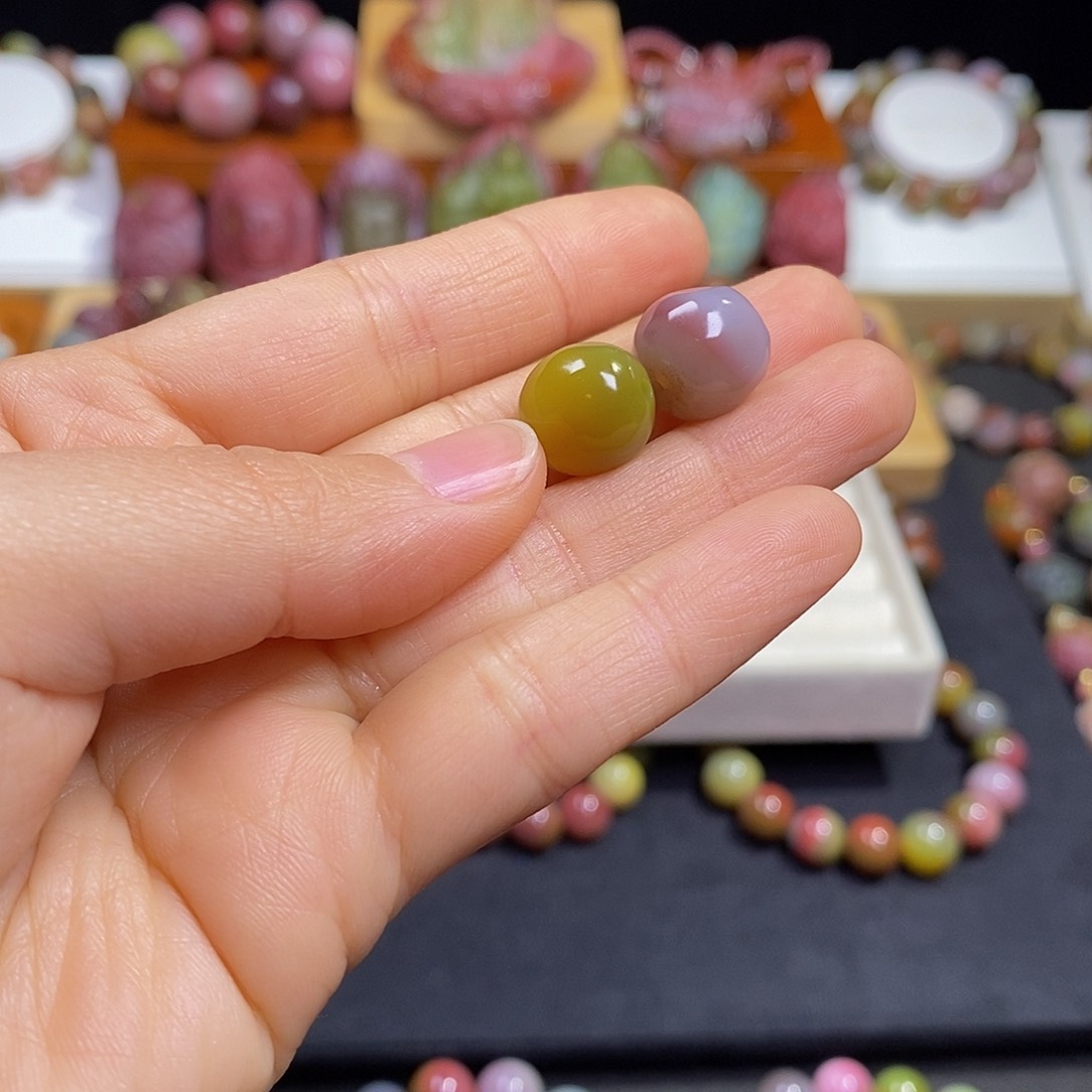 玛瑙/玉髓盐源玛瑙大漏大炸未镶嵌苏**案高品随行