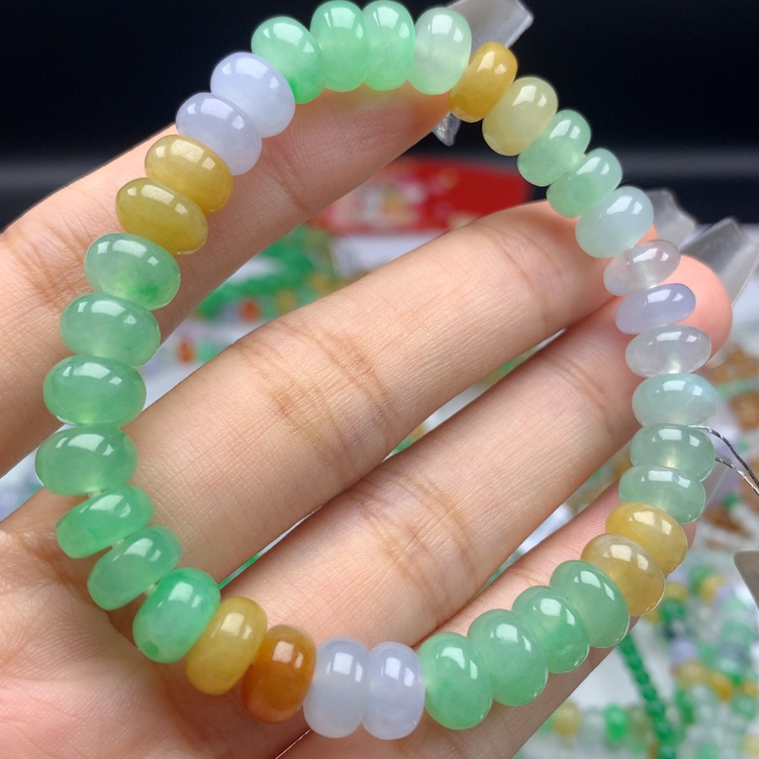 翡翠手链未镶嵌卡