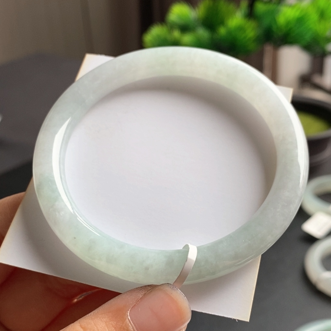 翡翠手镯未镶嵌臣*86号