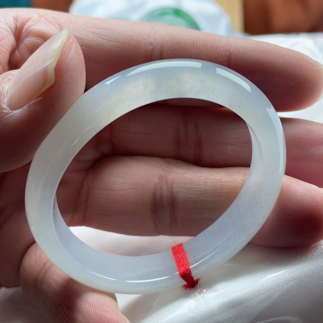 翡翠手镯未镶嵌52糯冰贵妃